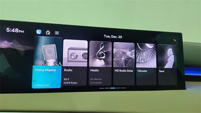 Used 2026 Genesis GV70 2.5T Select image 47