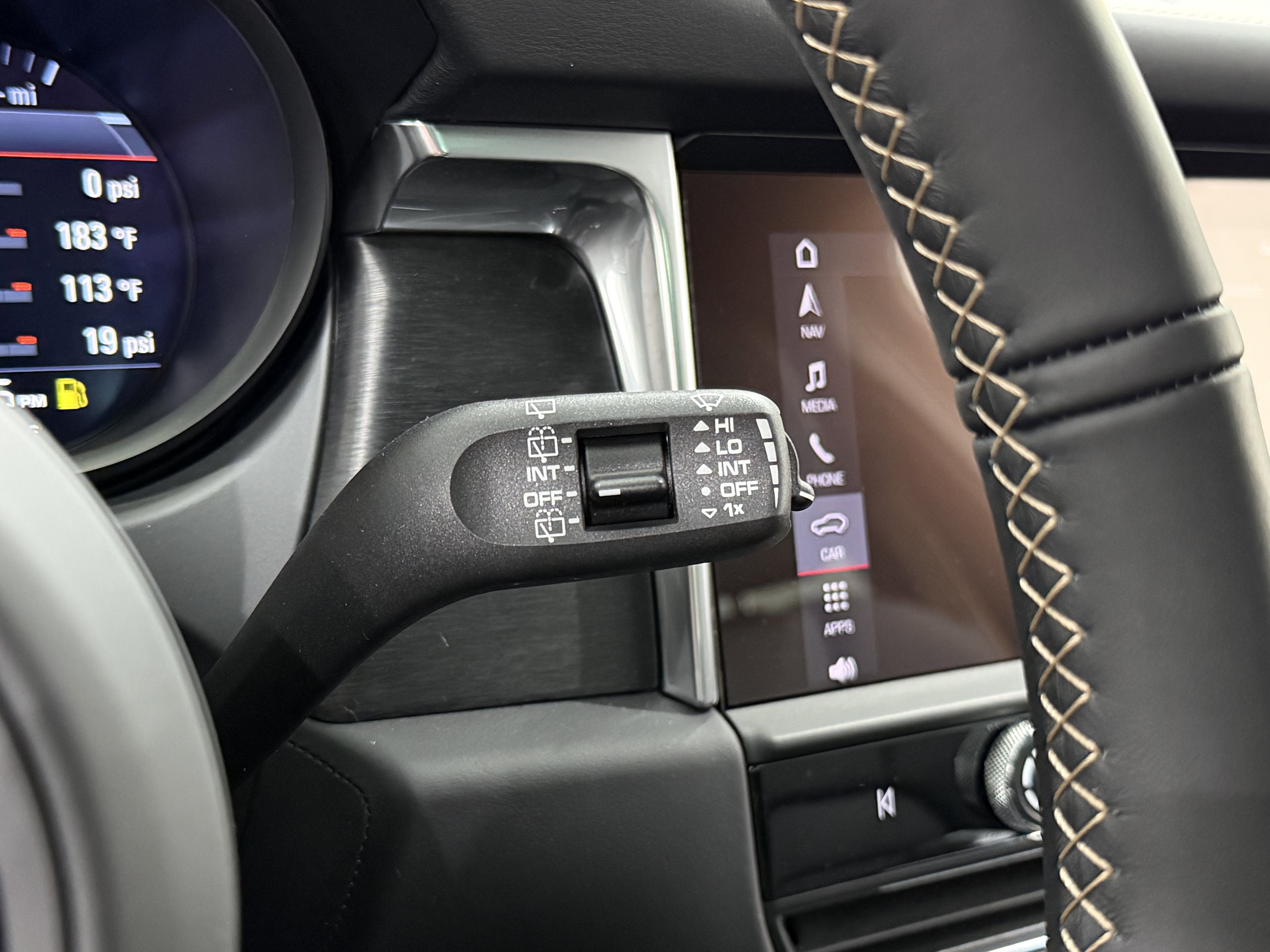 New 2026 Porsche Macan GTS image 57