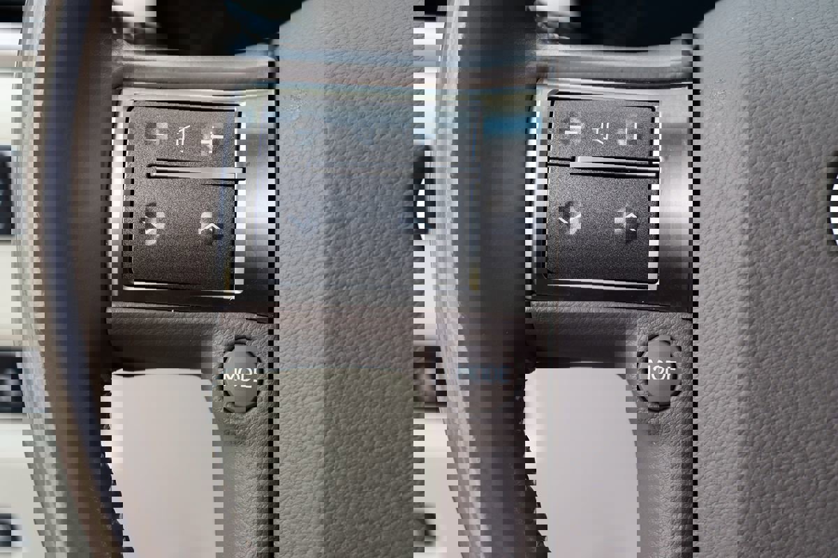 Used 2017 Lexus GX 460 Premium image 16