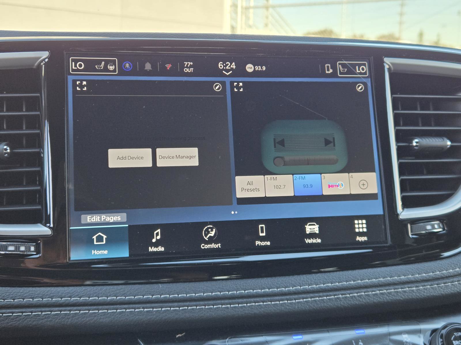 New 2026 Chrysler Pacifica Select image 9