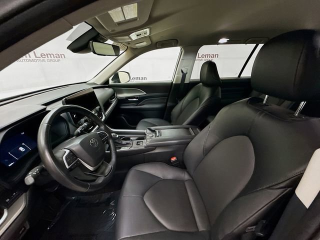 Used 2024 Toyota Grand Highlander XLE image 21