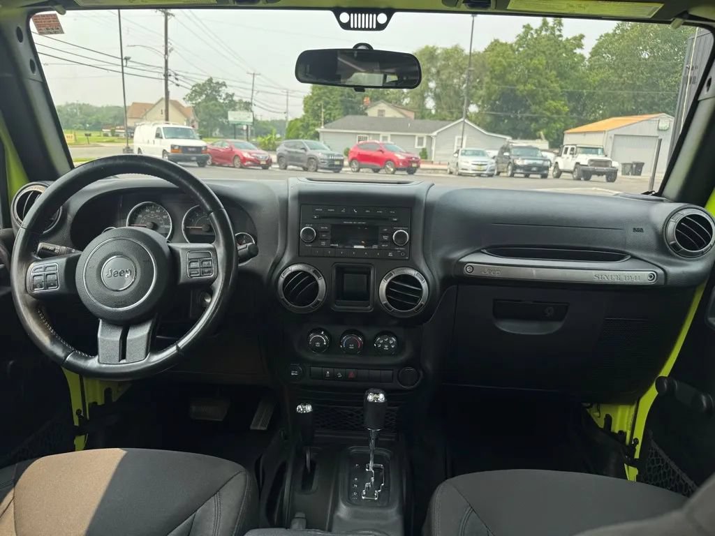 Used 2016 Jeep Wrangler Unlimited Sport w/ Max Tow Package AWD/4WD image 9
