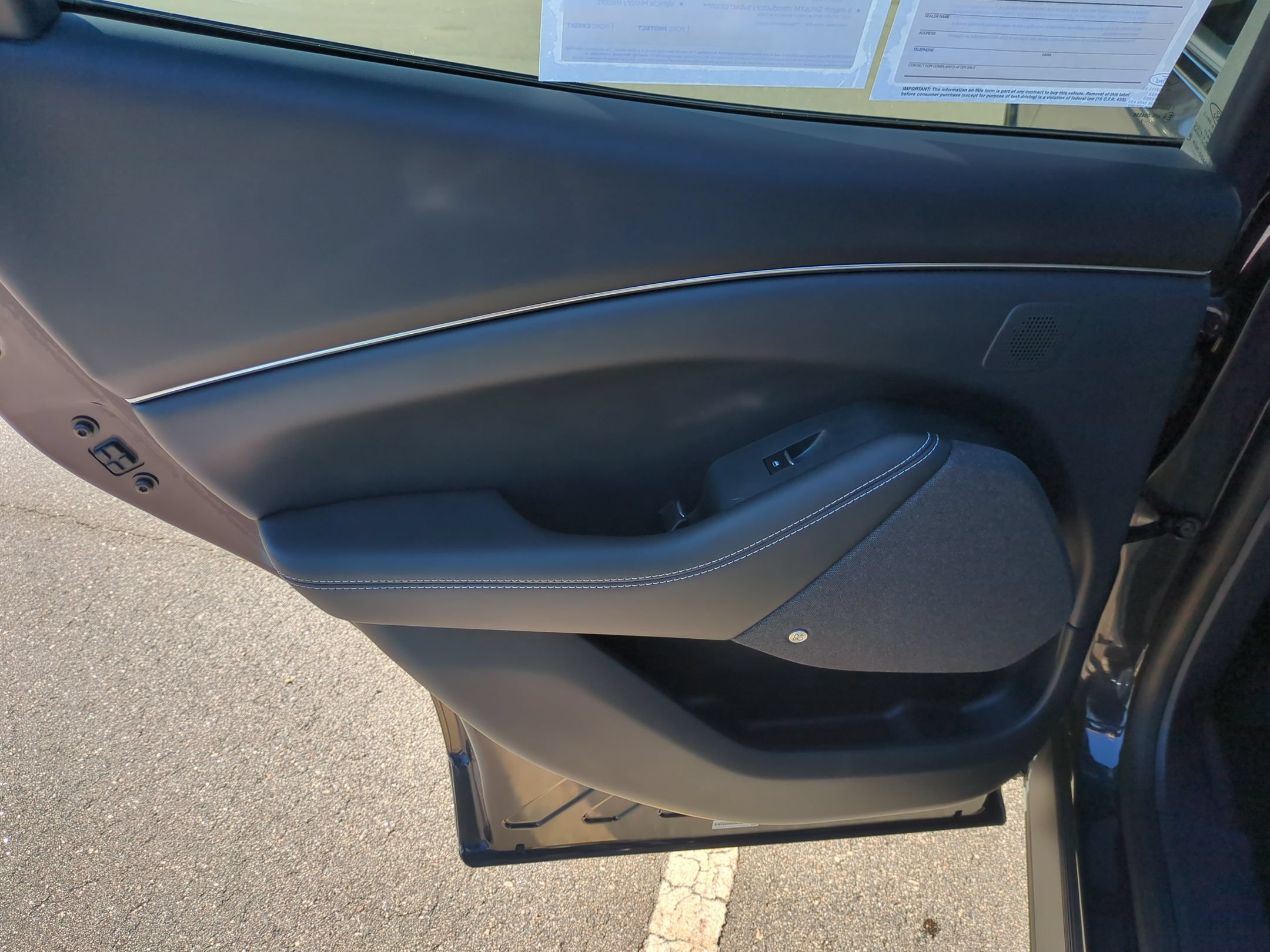 Used 2022 Ford Mustang Mach-E Premium RWD image 32