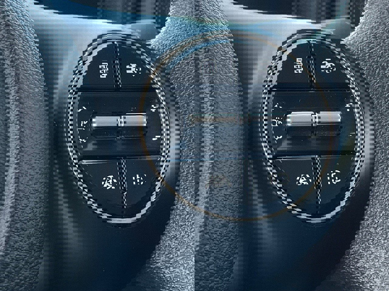 Used 2025 Kia Soul LX w/ LX Technology Package image 24