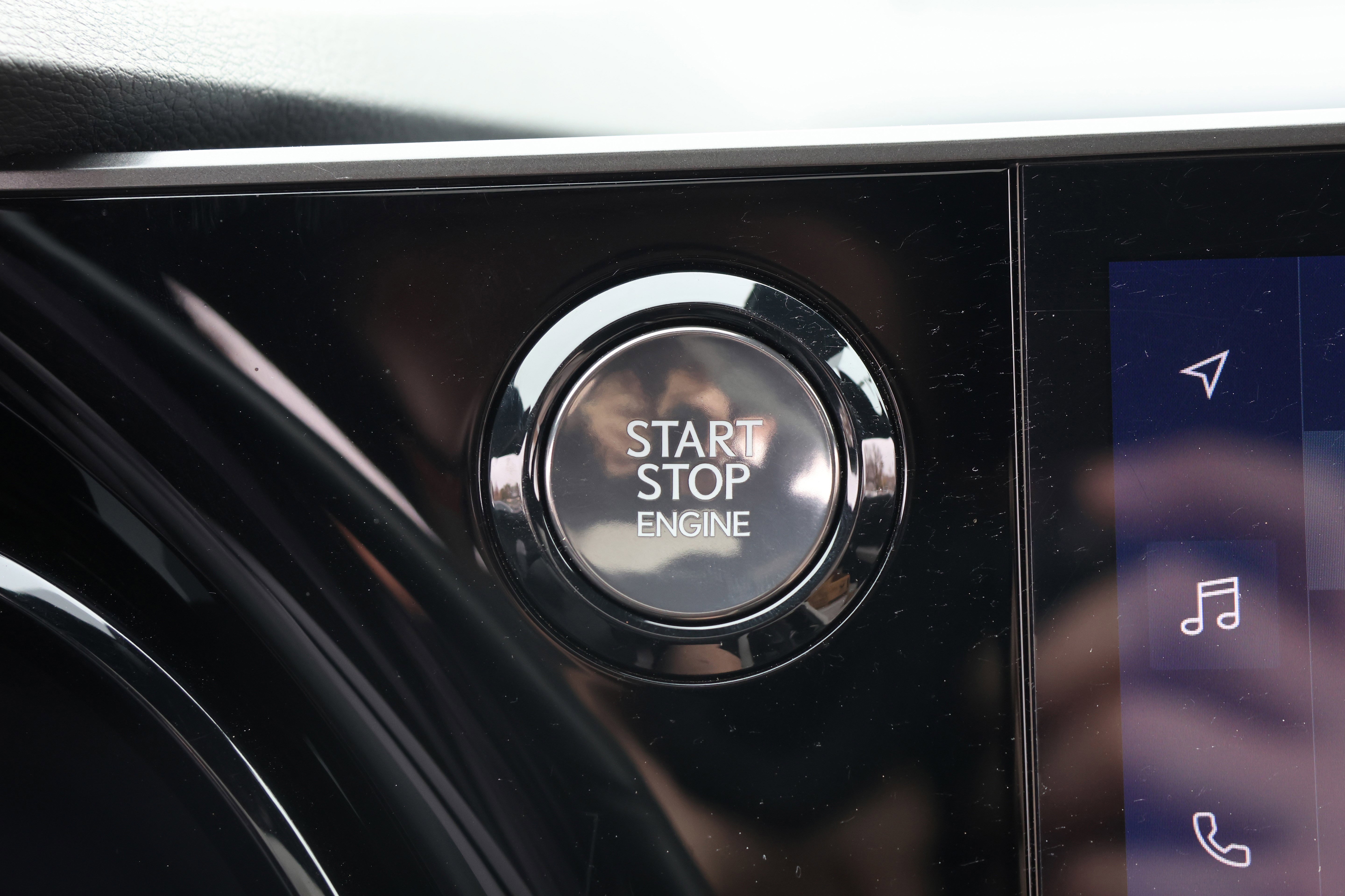 Certified 2025 Lexus RX 350 Premium Plus image 22