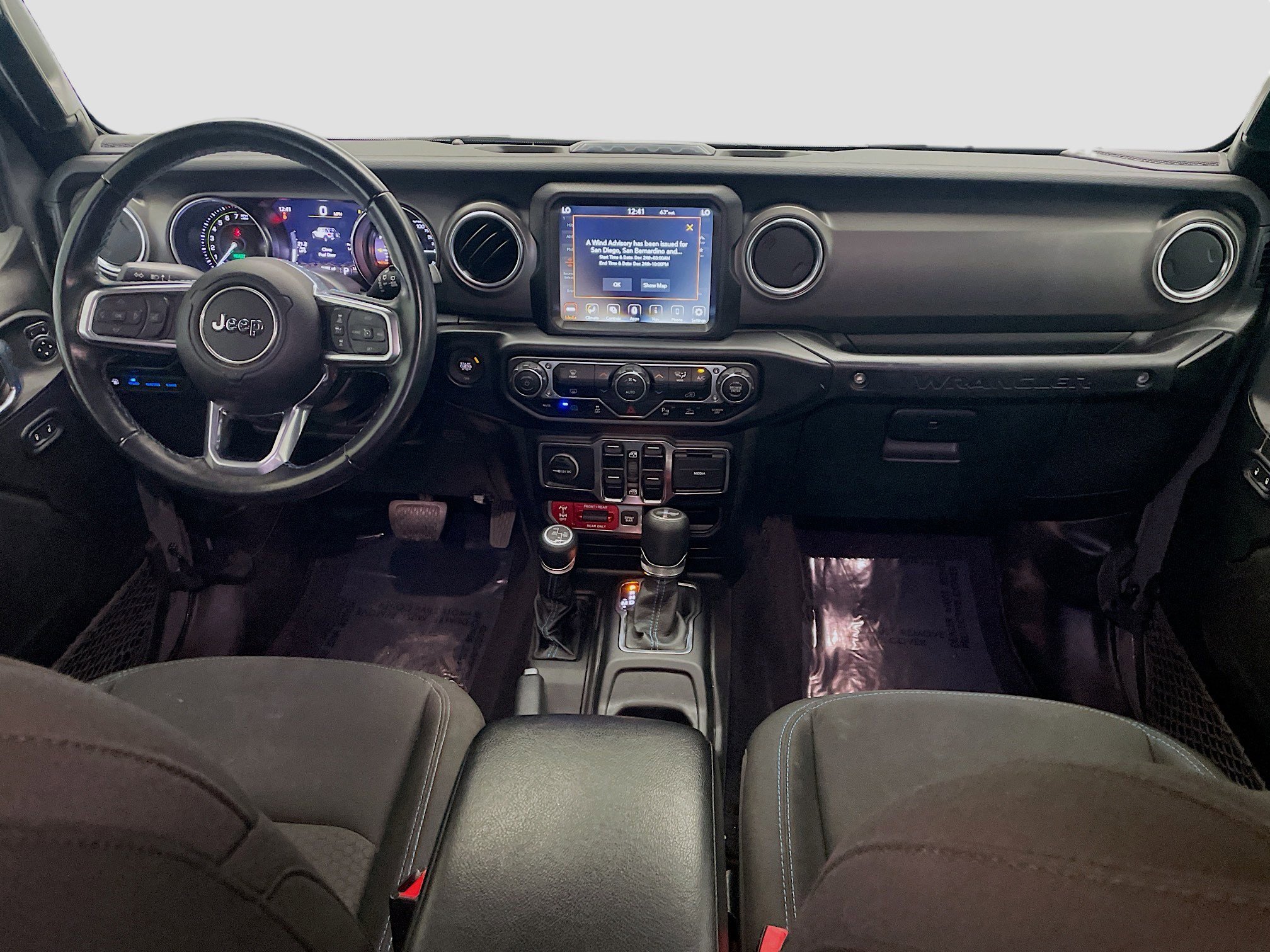 Used 2022 Jeep Wrangler Unlimited Rubicon 4xe w/ Safety Group AWD/4WD image 13