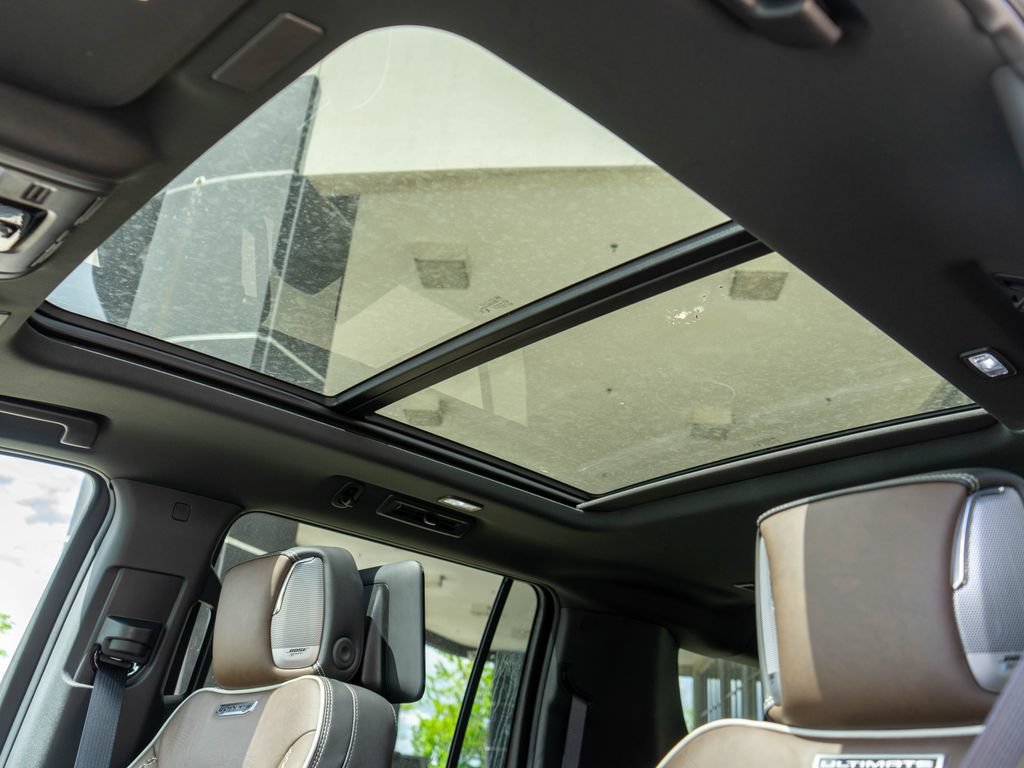 New 2026 GMC Yukon XL Denali Ultimate AWD/4WD image 12