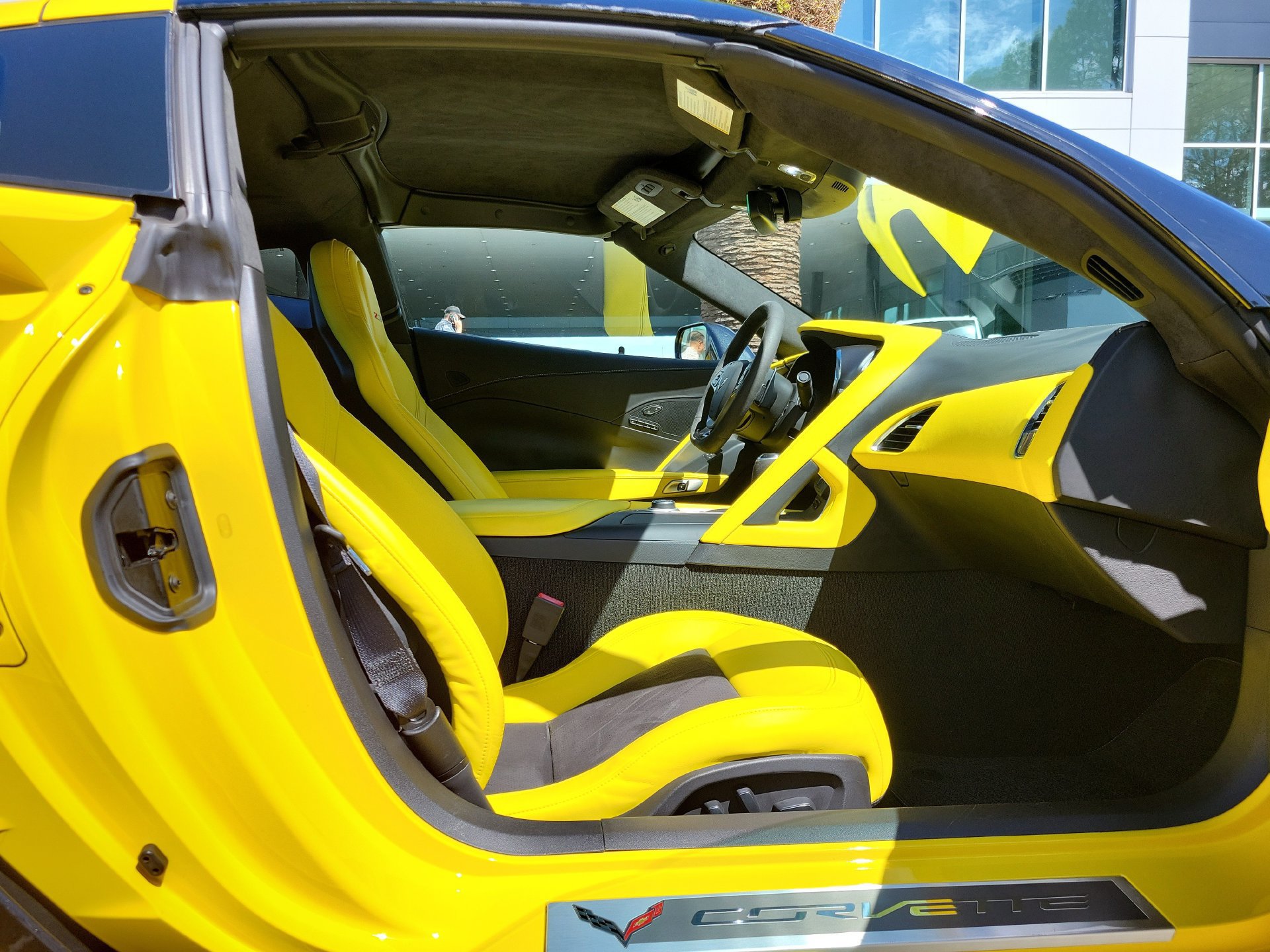 Used 2019 Chevrolet Corvette Z06 RWD image 9