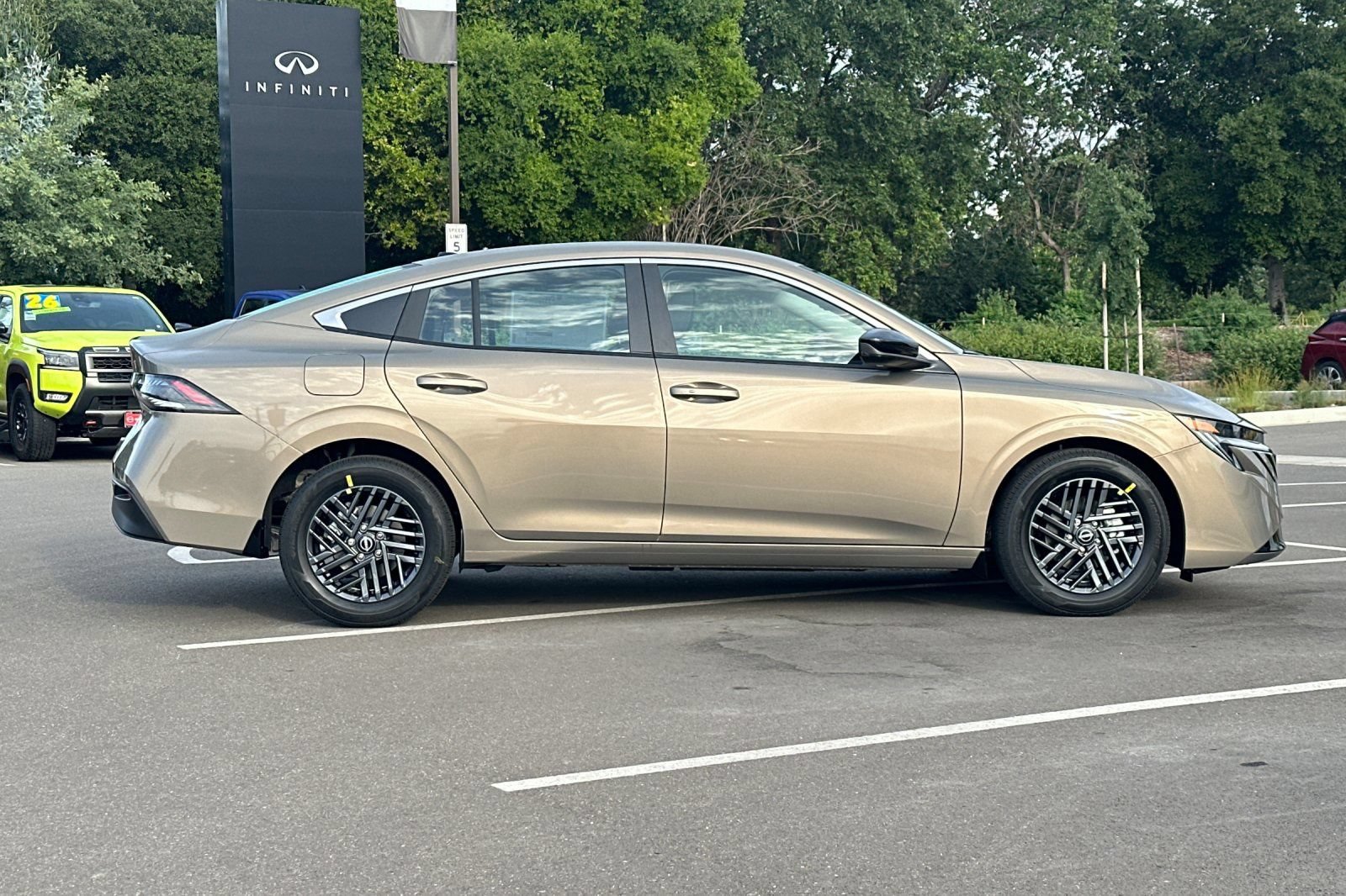 New 2026 Nissan Sentra SV w/ SV Convenience Package FWD image 3
