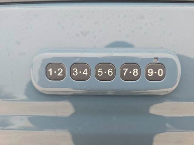 Used 2022 Ford Bronco Big Bend image 17