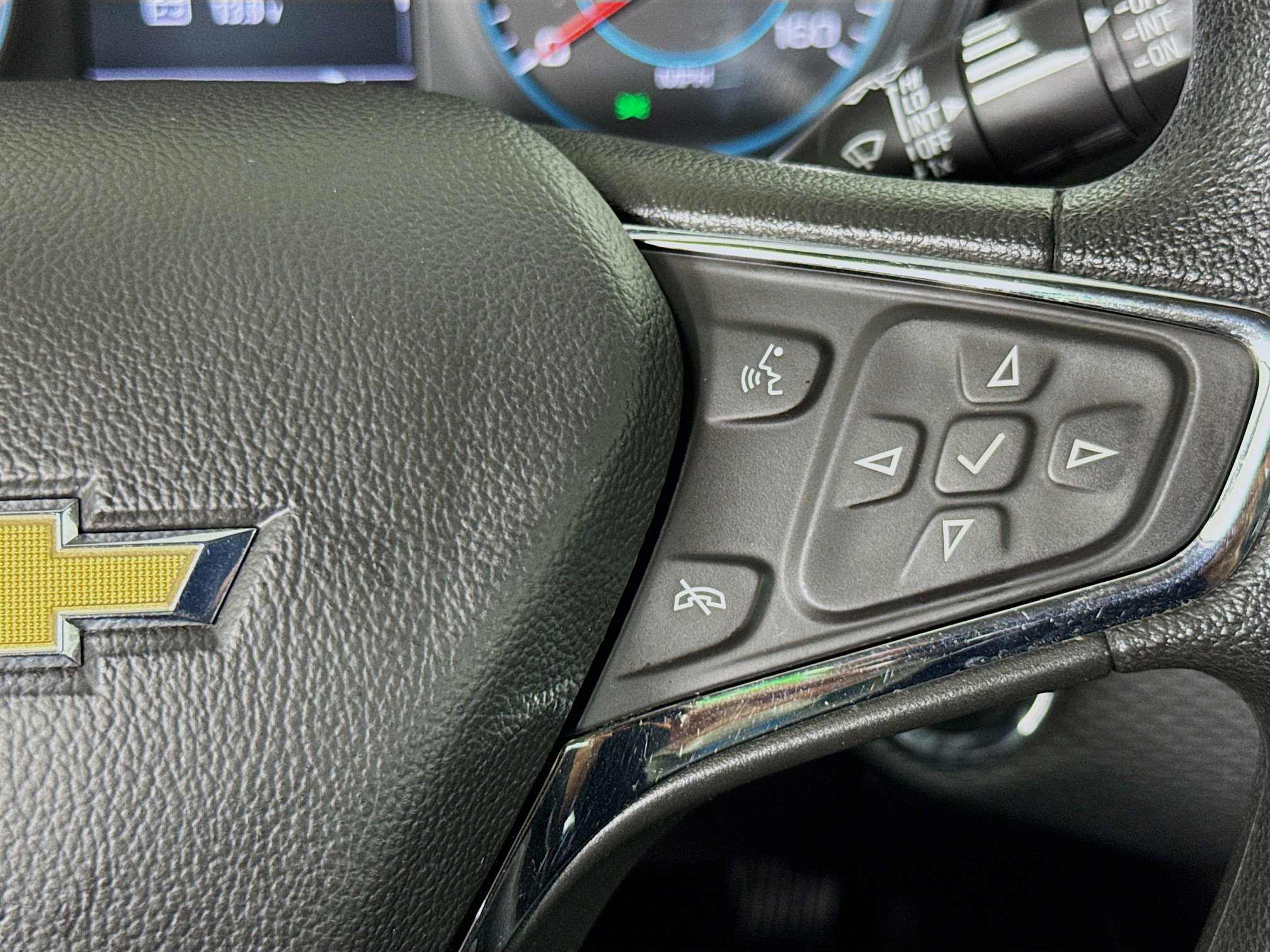 Used 2017 Chevrolet Cruze LT w/ Convenience Package image 14