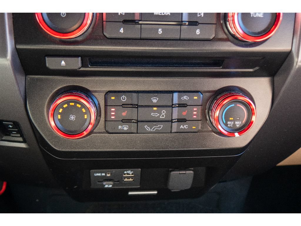 Used 2015 Ford F150 XLT w/ Equipment Group 302A Luxury AWD/4WD image 22