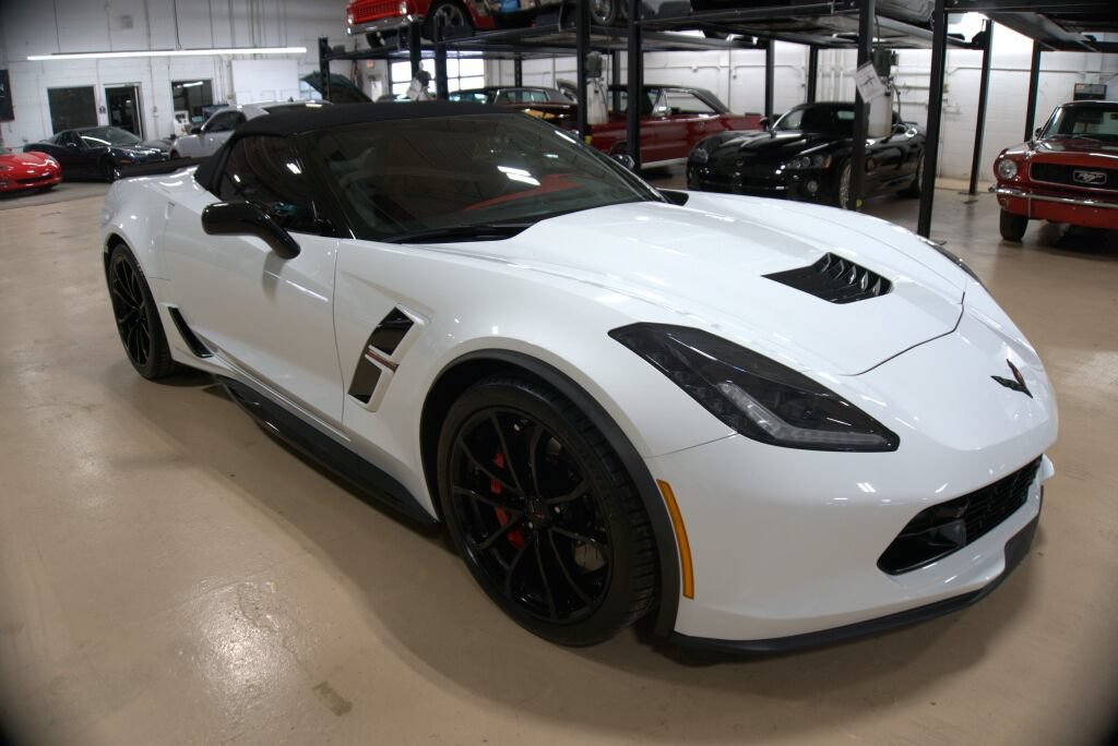Used 2019 Chevrolet Corvette Grand Sport RWD image 7