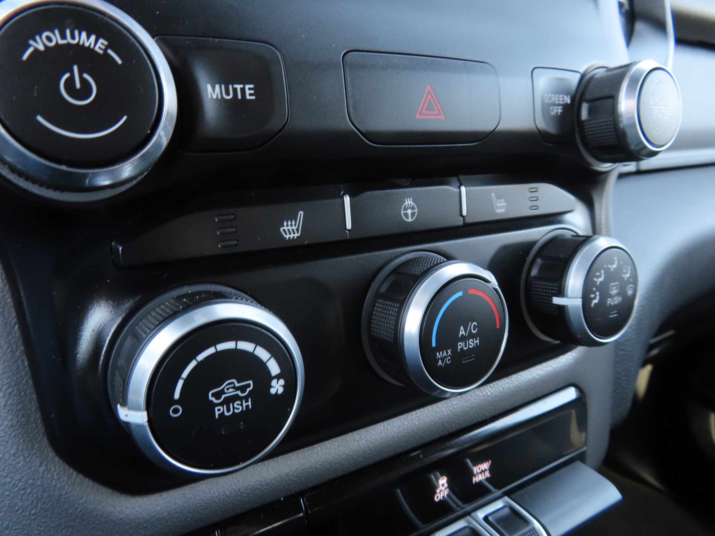 Used 2023 RAM 1500 Big Horn AWD/4WD image 23