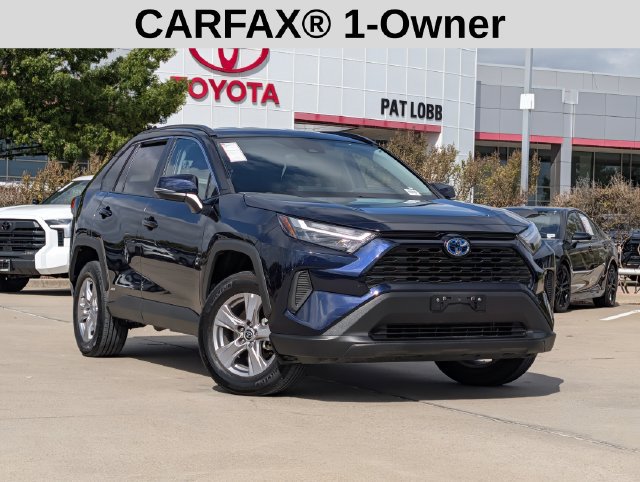 Used 2023 Toyota RAV4 XLE AWD/4WD image 2