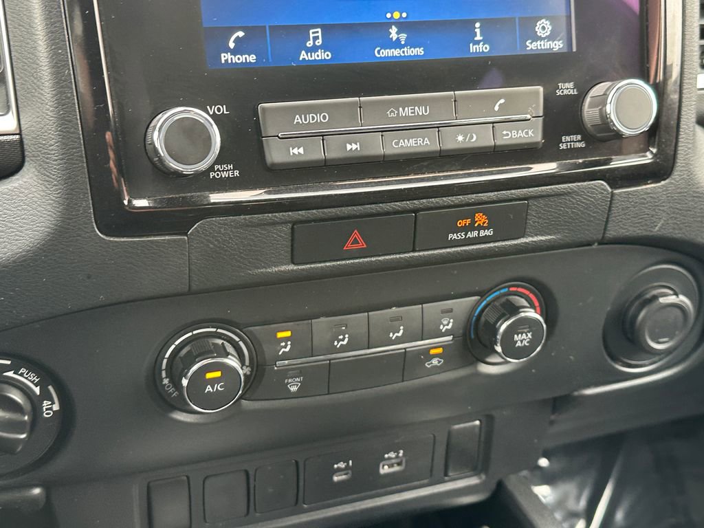 Used 2022 Nissan Frontier SV image 25