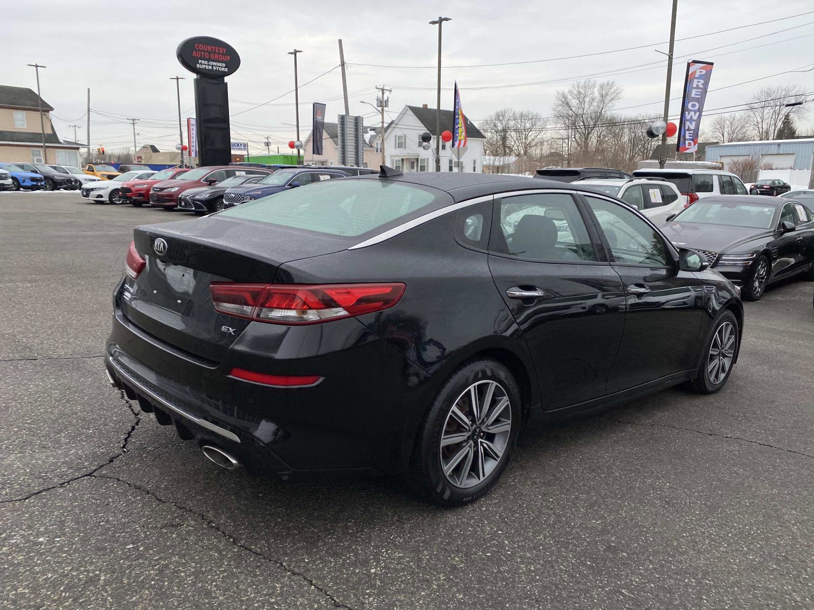 Used 2019 Kia Optima EX image 6