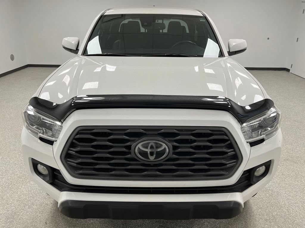 Used 2021 Toyota Tacoma TRD Off-Road w/ Technology Package AWD/4WD image 3
