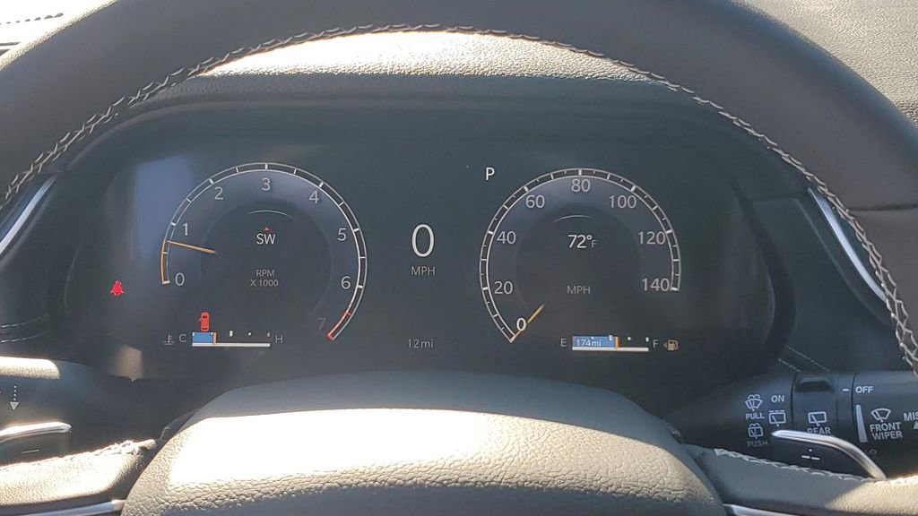 New 2025 Jeep Grand Cherokee L Altitude image 33