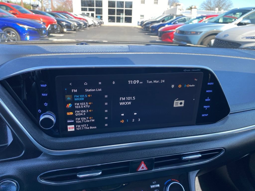 Used 2023 Hyundai Sonata SEL image 18