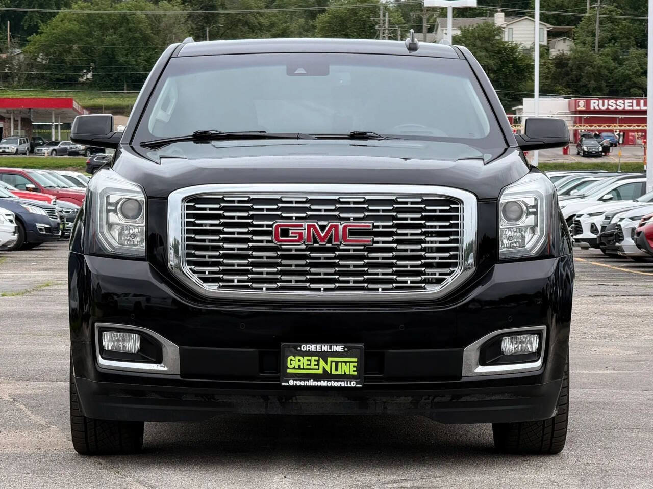 Used 2018 GMC Yukon Denali w/ Denali Ultimate Package AWD/4WD image 3