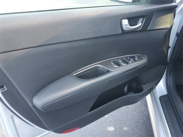 Used 2018 Kia Optima LX w/ 17" Alloy Wheels Package image 14