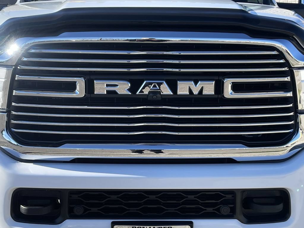 Used 2024 RAM 3500 Laramie w/ Towing Technology Group AWD/4WD image 30