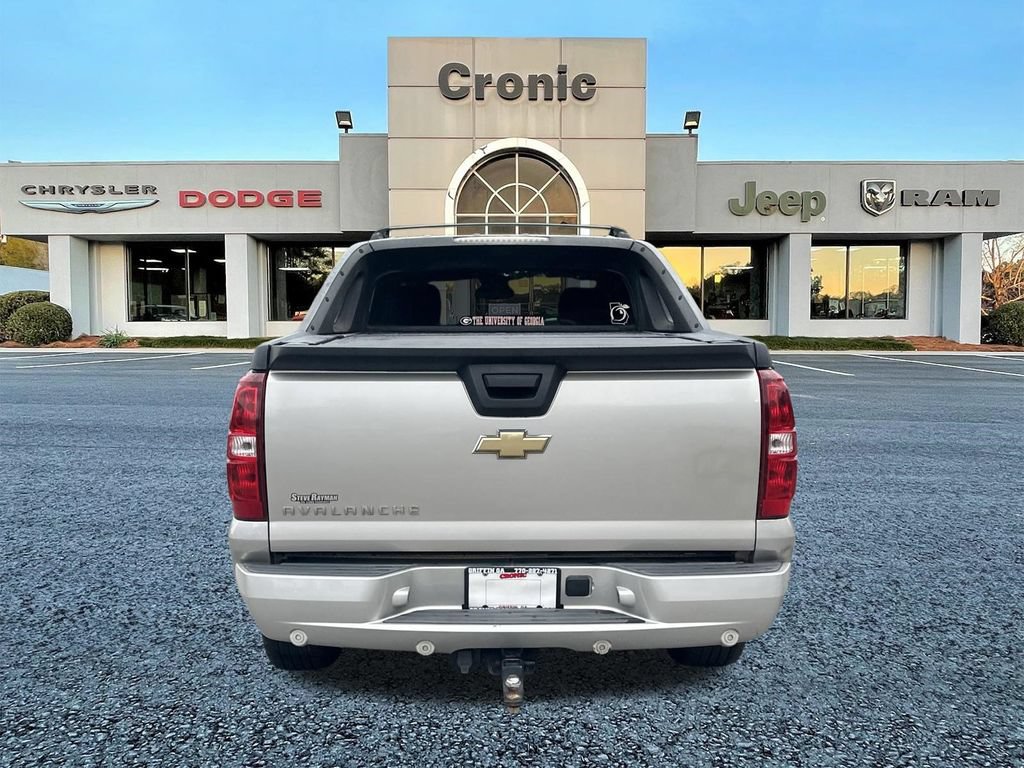 Used 2007 Chevrolet Avalanche LTZ w/ LTZ Preferred Equipment Group RWD image 4