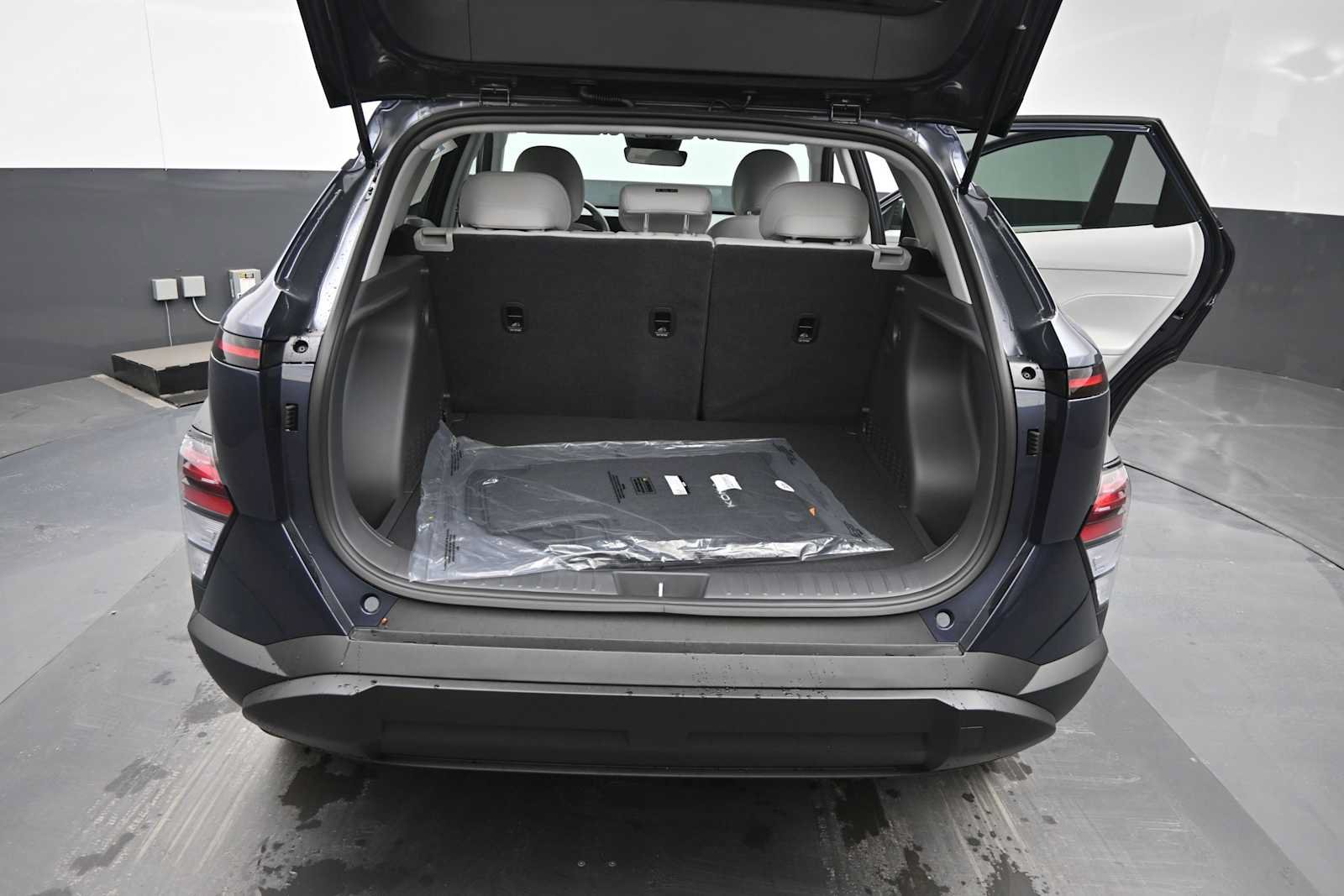New 2026 Hyundai Kona SEL Sport AWD/4WD image 13