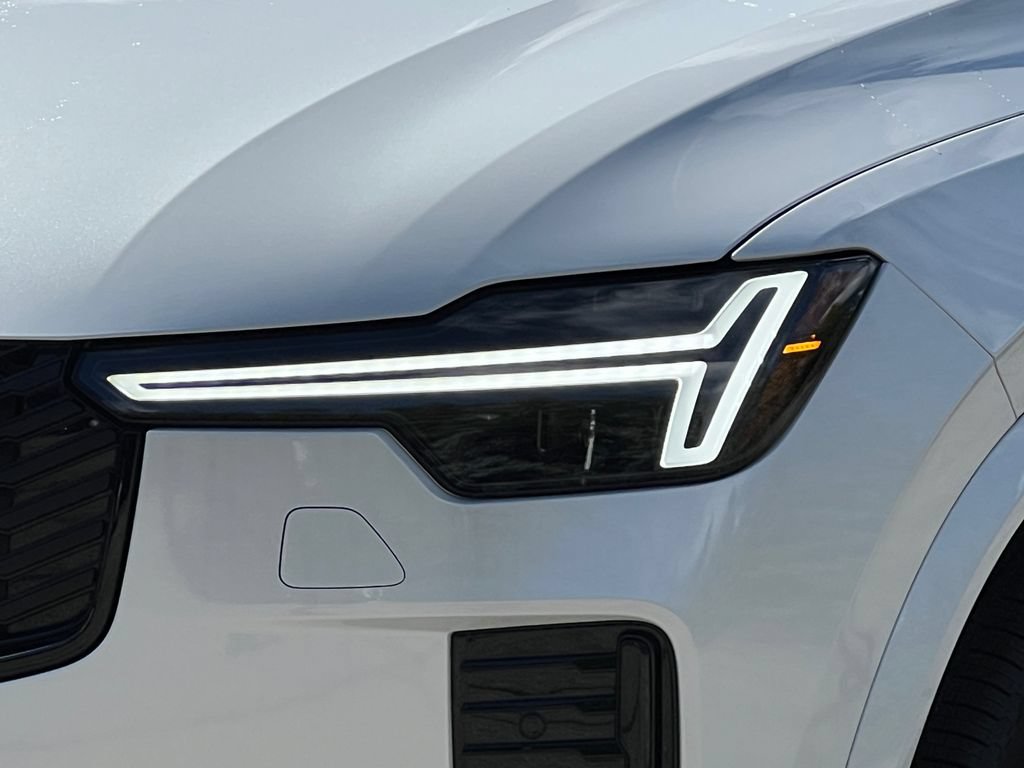 New 2026 Volvo XC90 T8 Ultra w/ Protection Package AWD/4WD image 9
