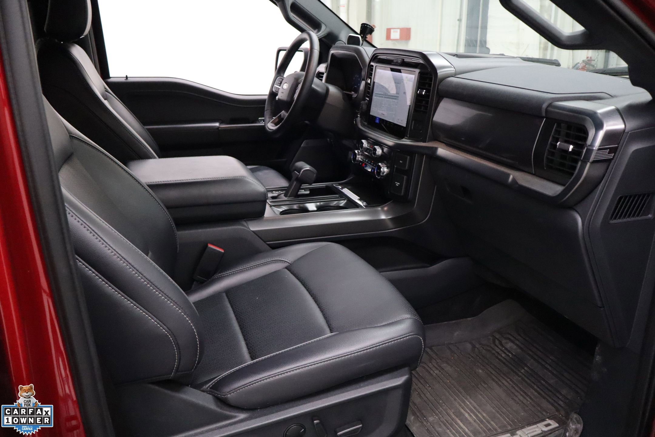 Certified 2025 Ford F150 Lariat w/ Equipment Group 501A Mid image 24