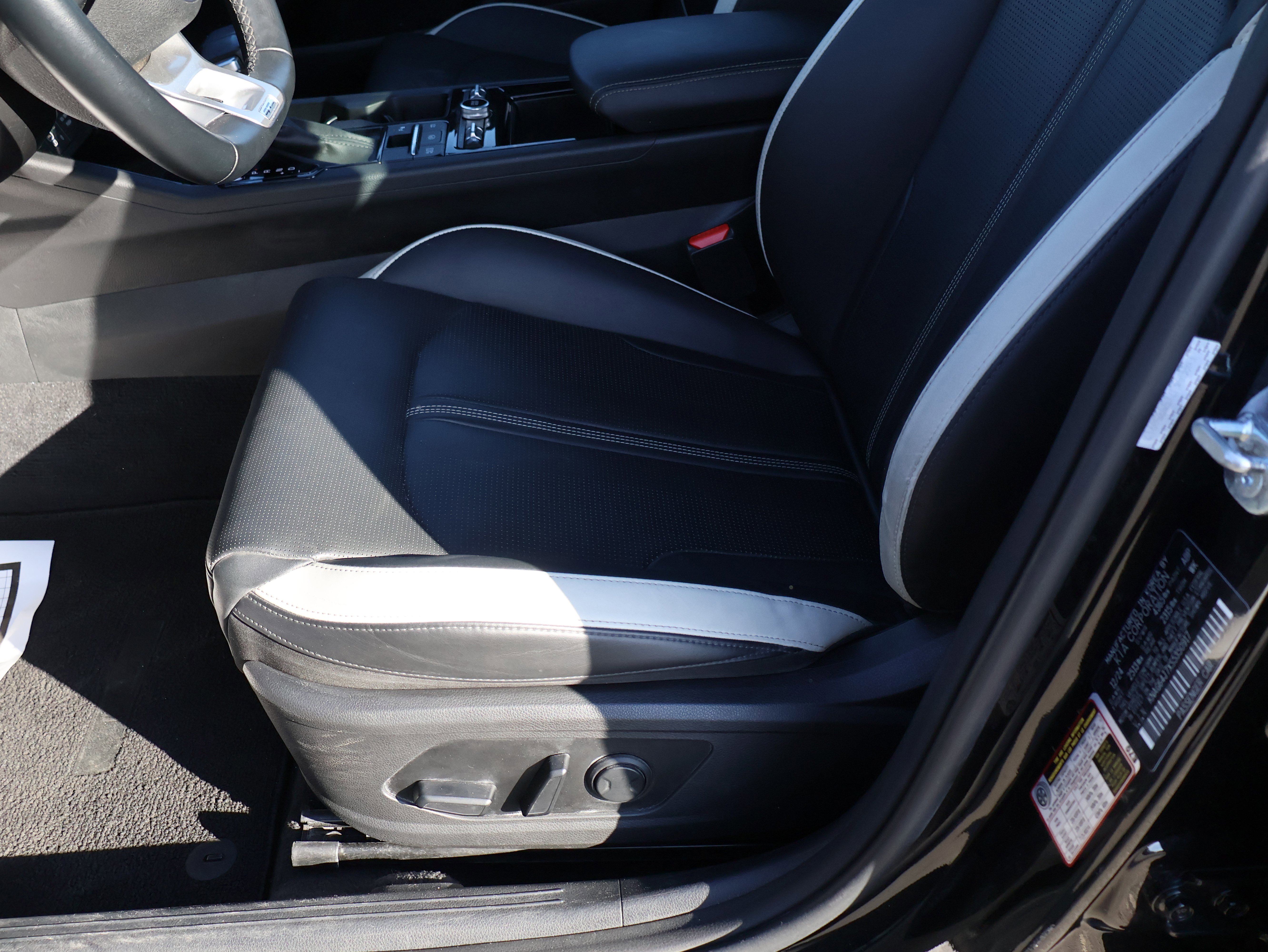 Used 2025 Kia K5 GT-Line w/ GT-Line Premium Package image 39