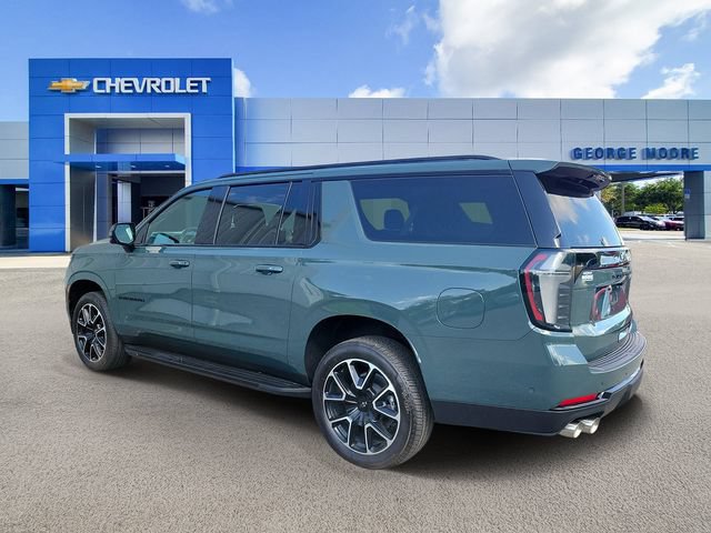 Used 2026 Chevrolet Suburban RST w/ Comfort Package RWD image 3