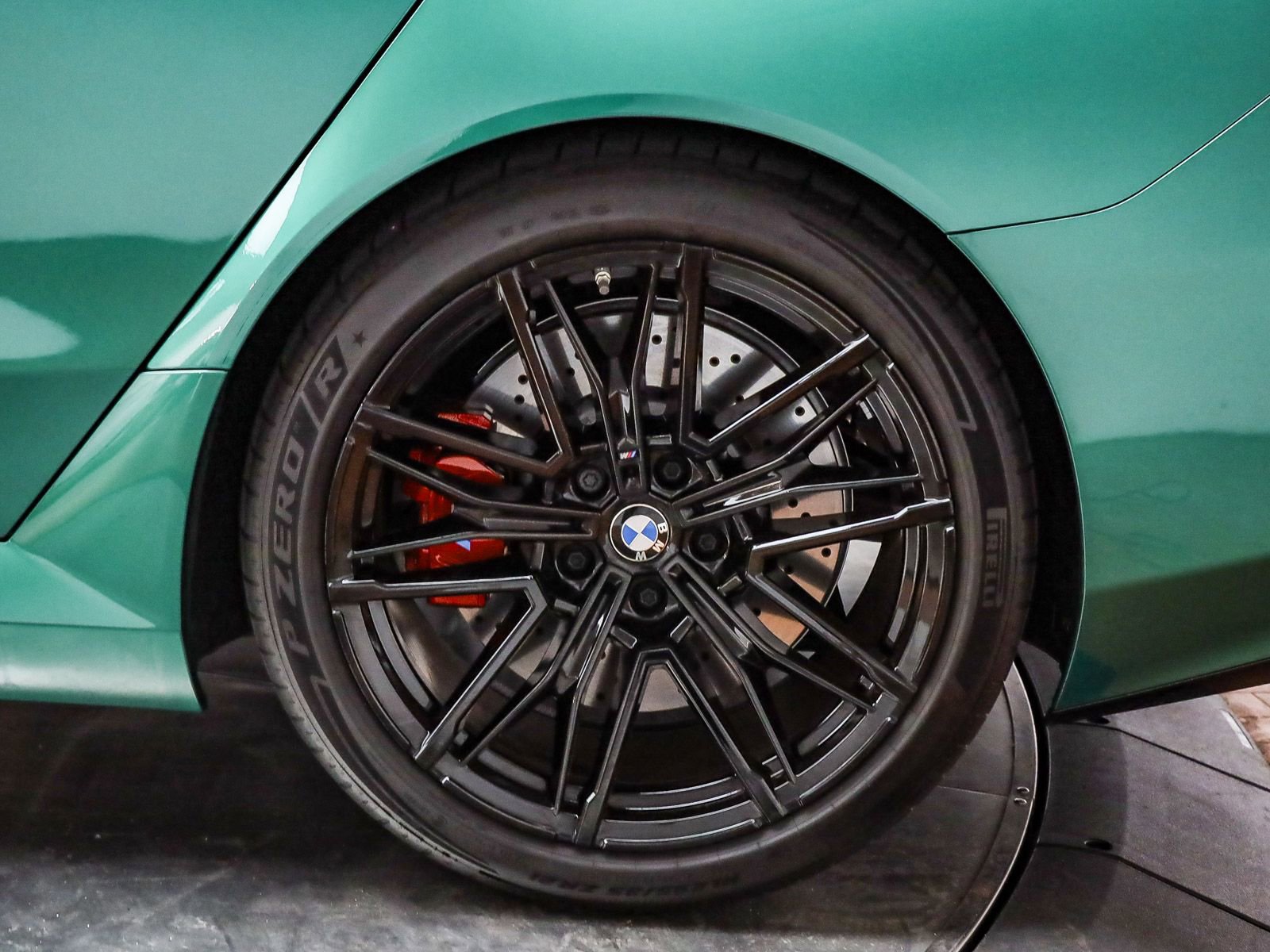 Used 2026 BMW M5 w/ Carbon Package image 10