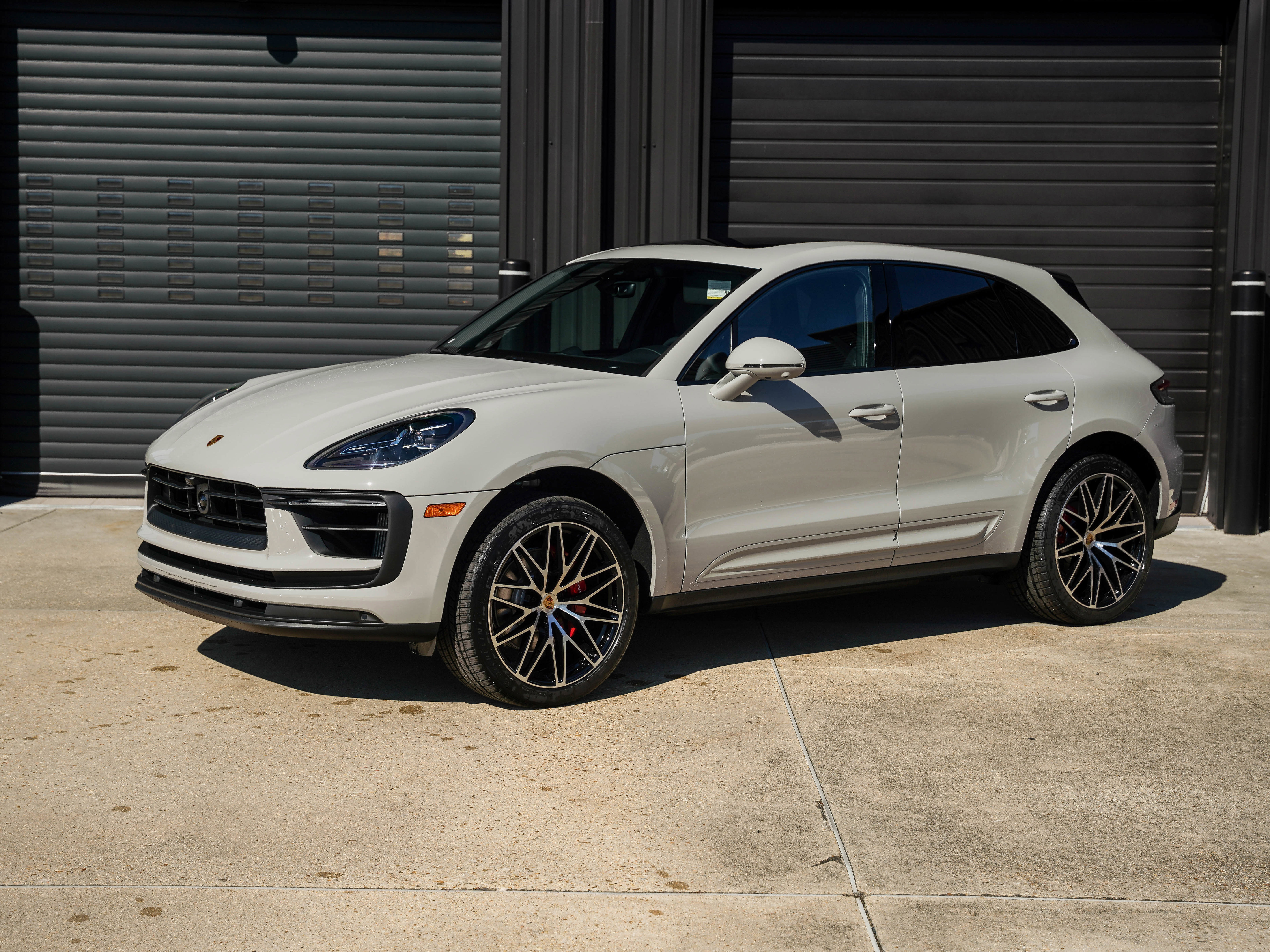 New 2026 Porsche Macan S image 1