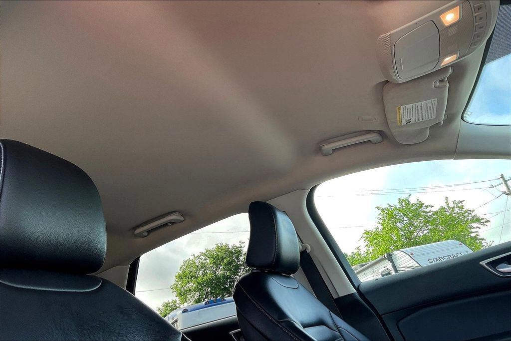 Used 2023 Ford Edge SEL AWD/4WD image 17