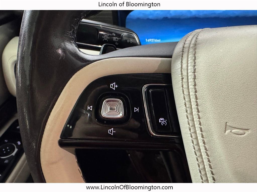 Used 2022 Lincoln Aviator Black Label Grand Touring w/ Class IV Trailer Tow Package AWD/4WD image 42