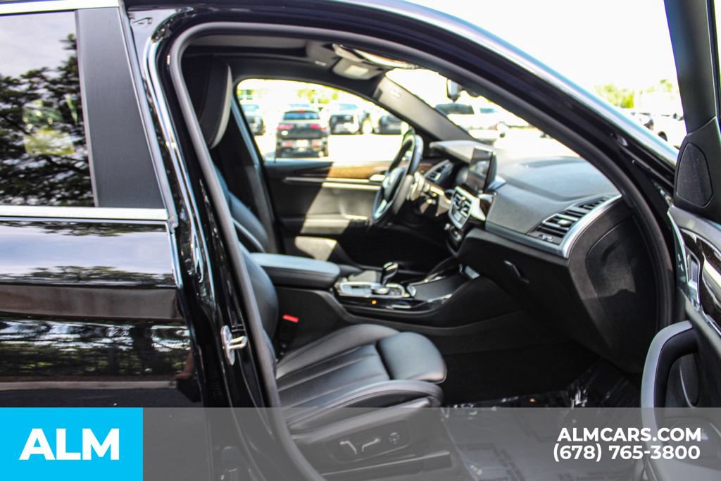 Used 2025 BMW X4 xDrive30i AWD/4WD image 20