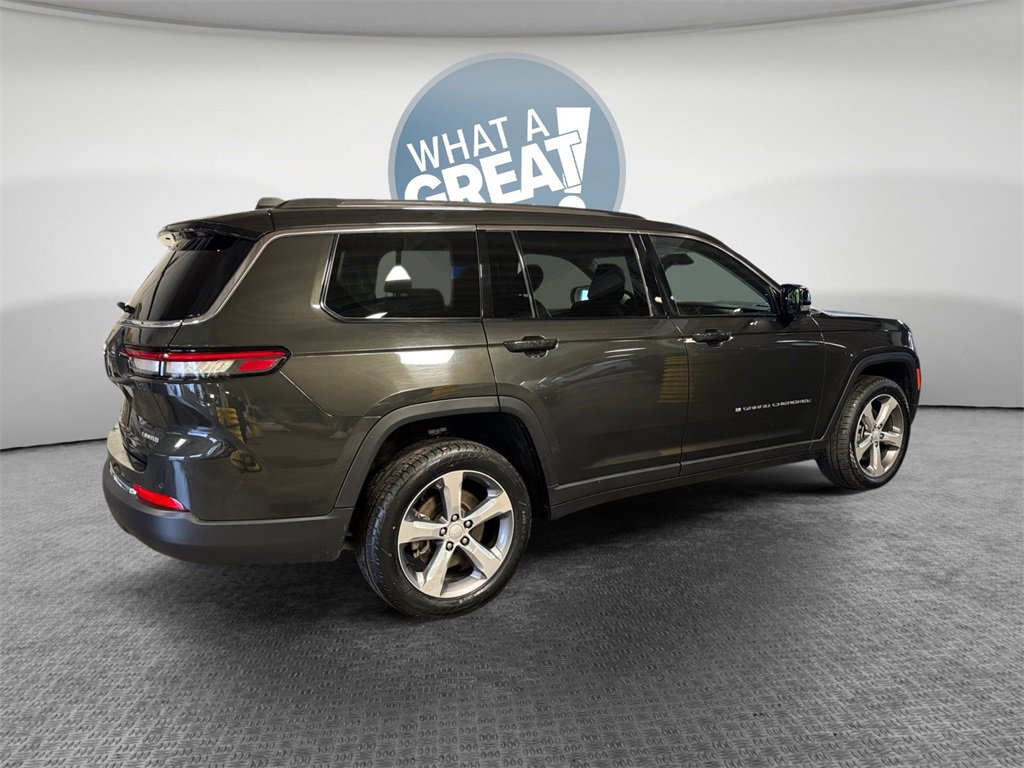 Used 2022 Jeep Grand Cherokee L Limited image 3