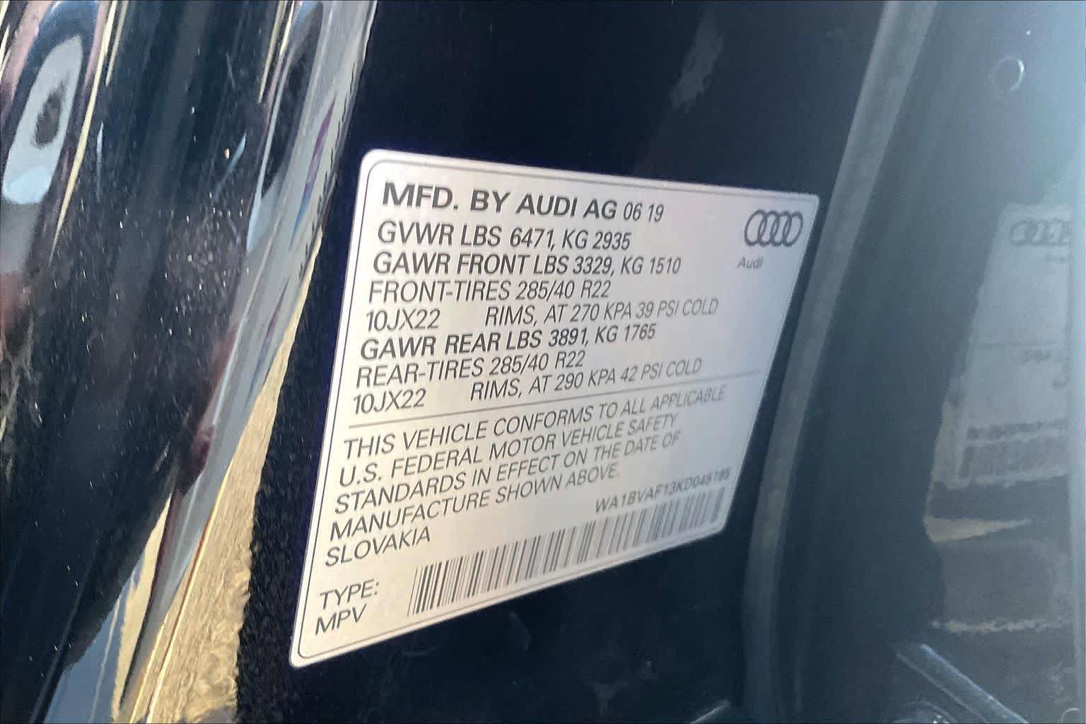 Used 2019 Audi Q8 Premium Plus w/ Premium Plus AWD/4WD image 35