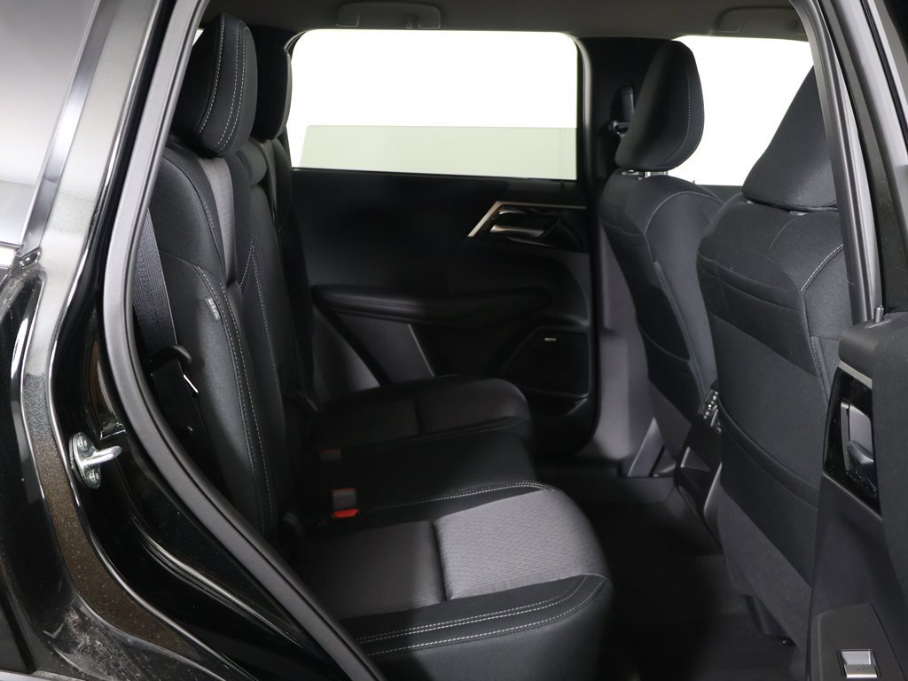 New 2026 Mitsubishi Outlander ES image 31