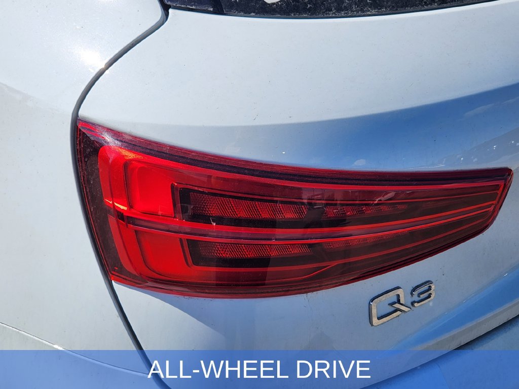 Used 2017 Audi Q3 2.0T Prestige w/ Prestige Package AWD/4WD image 15