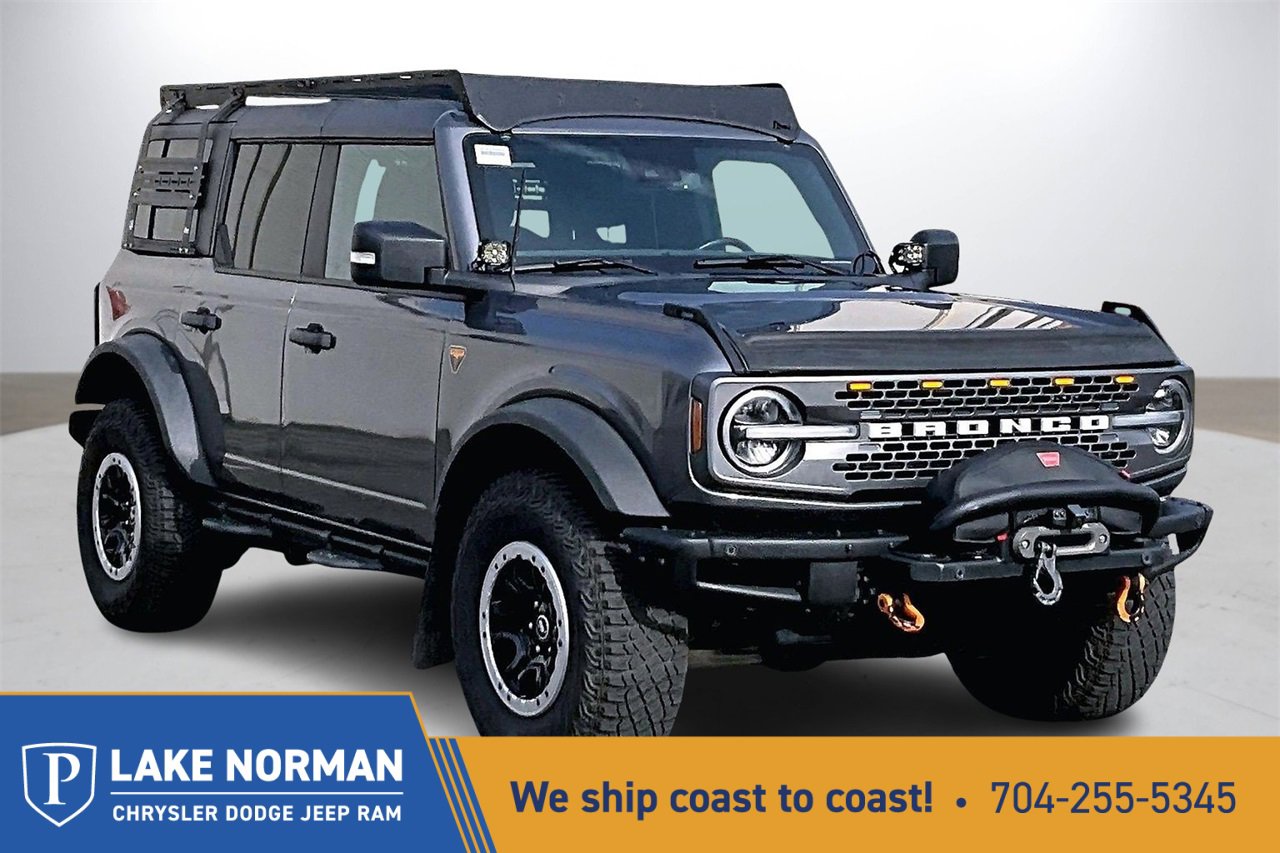 Used 2023 Ford Bronco Badlands w/ Sasquatch Package image 1