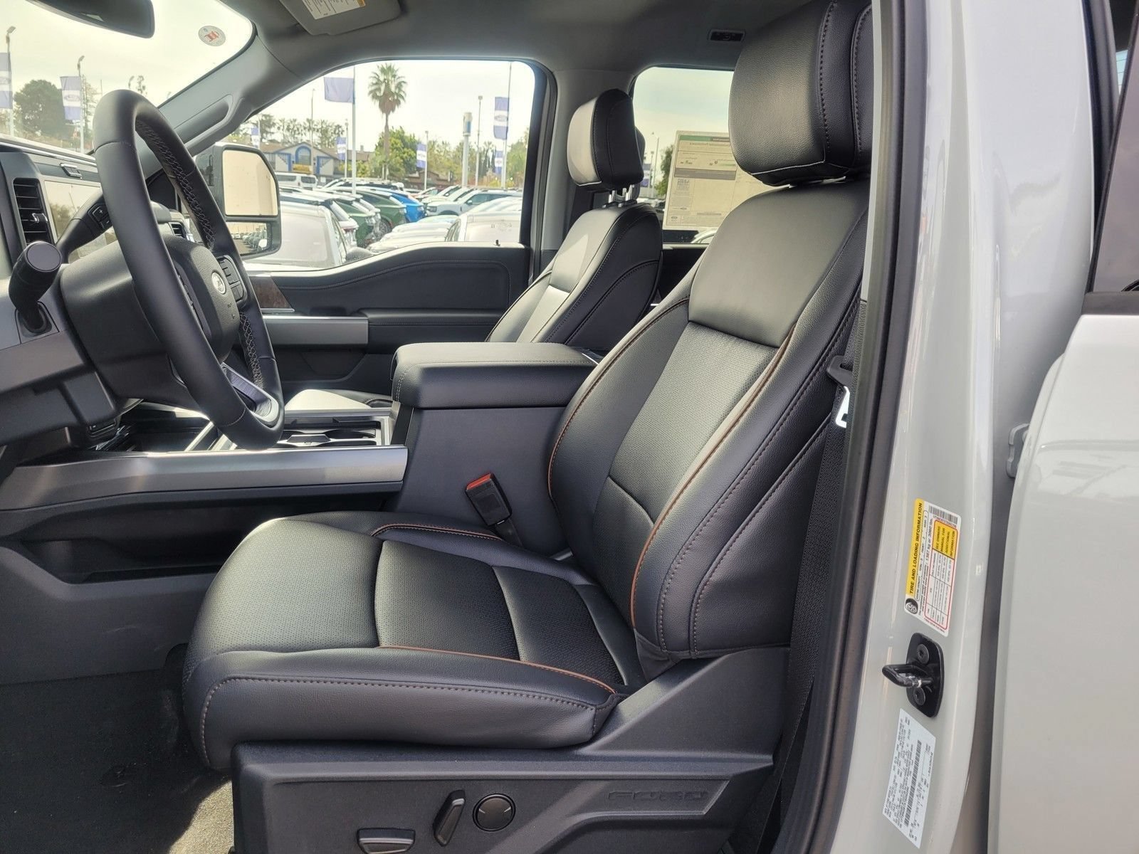 New 2026 Ford F250 Lariat w/ FX4 Off-Road Package AWD/4WD image 11