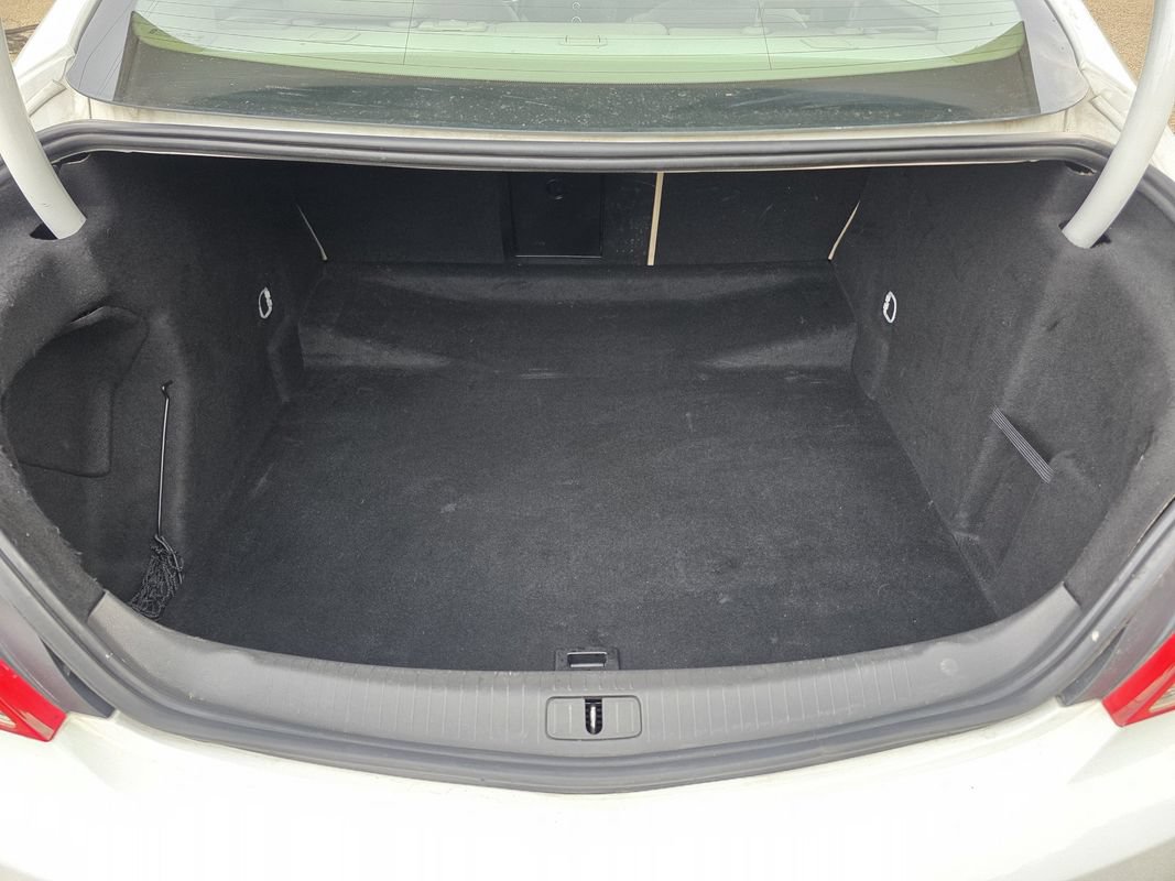 Used 2011 Buick Regal CXL w/ RL4 Preferred Equipment Group FWD image 15