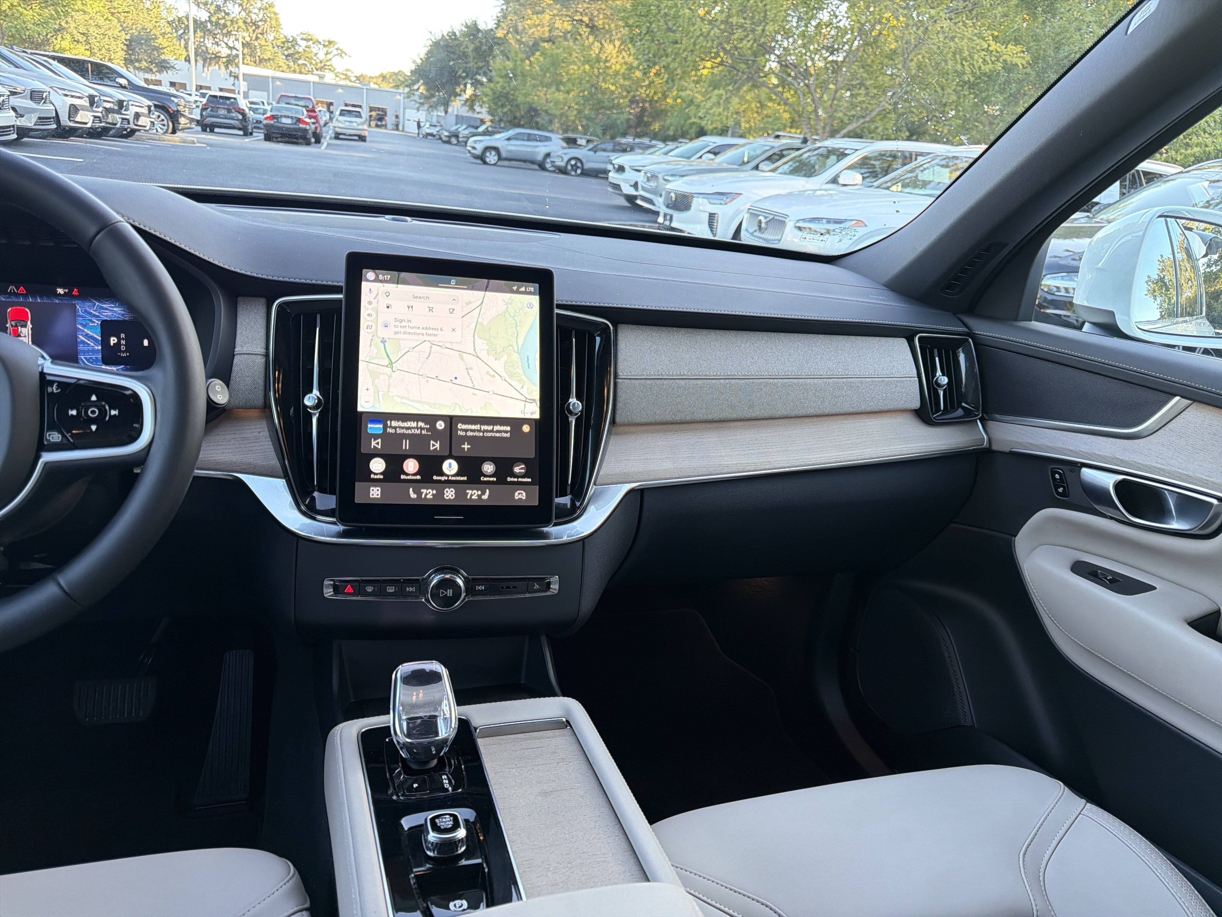 Certified 2025 Volvo XC90 B5 Core AWD/4WD image 31