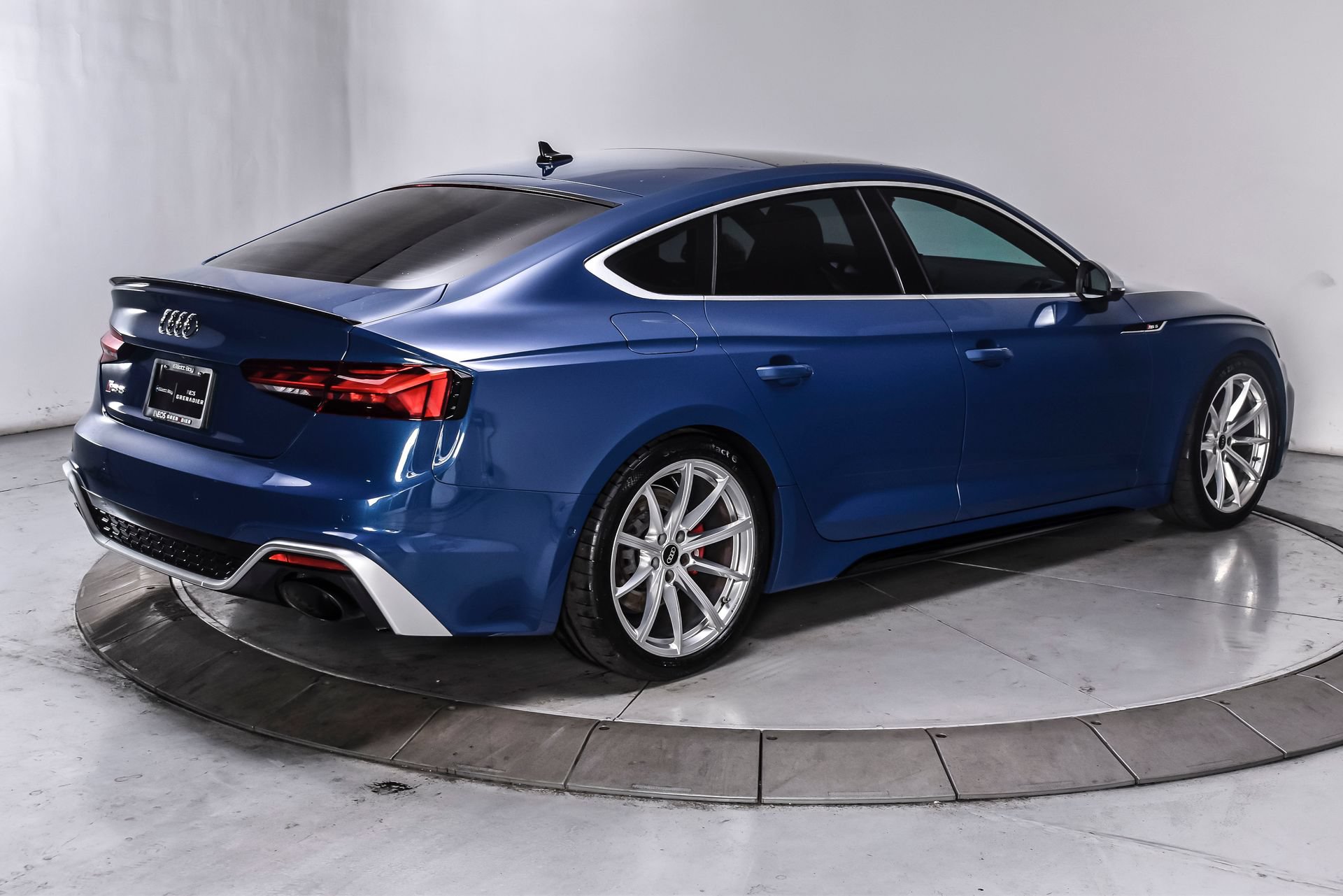 Used 2023 Audi RS 5 Sportback AWD/4WD image 6