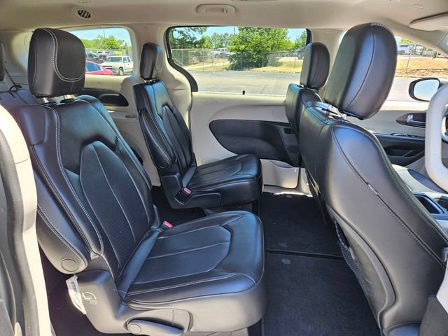 Used 2021 Chrysler Voyager Lxi FWD image 18
