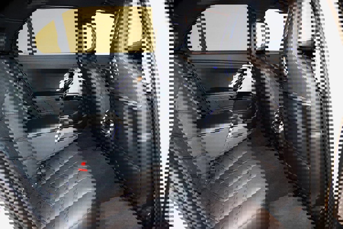 Used 2023 BMW 760i xDrive image 76