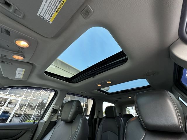 Used 2017 GMC Acadia Limited SLT image 28